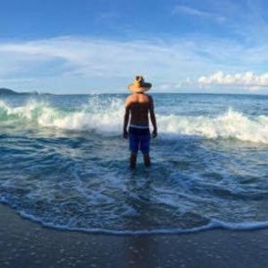 Meet your Posher, Sterling